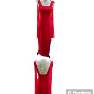 NIGHT STUDIO NY RED Sheath / Jewel Neck Chiffon sheath size 12 floor length